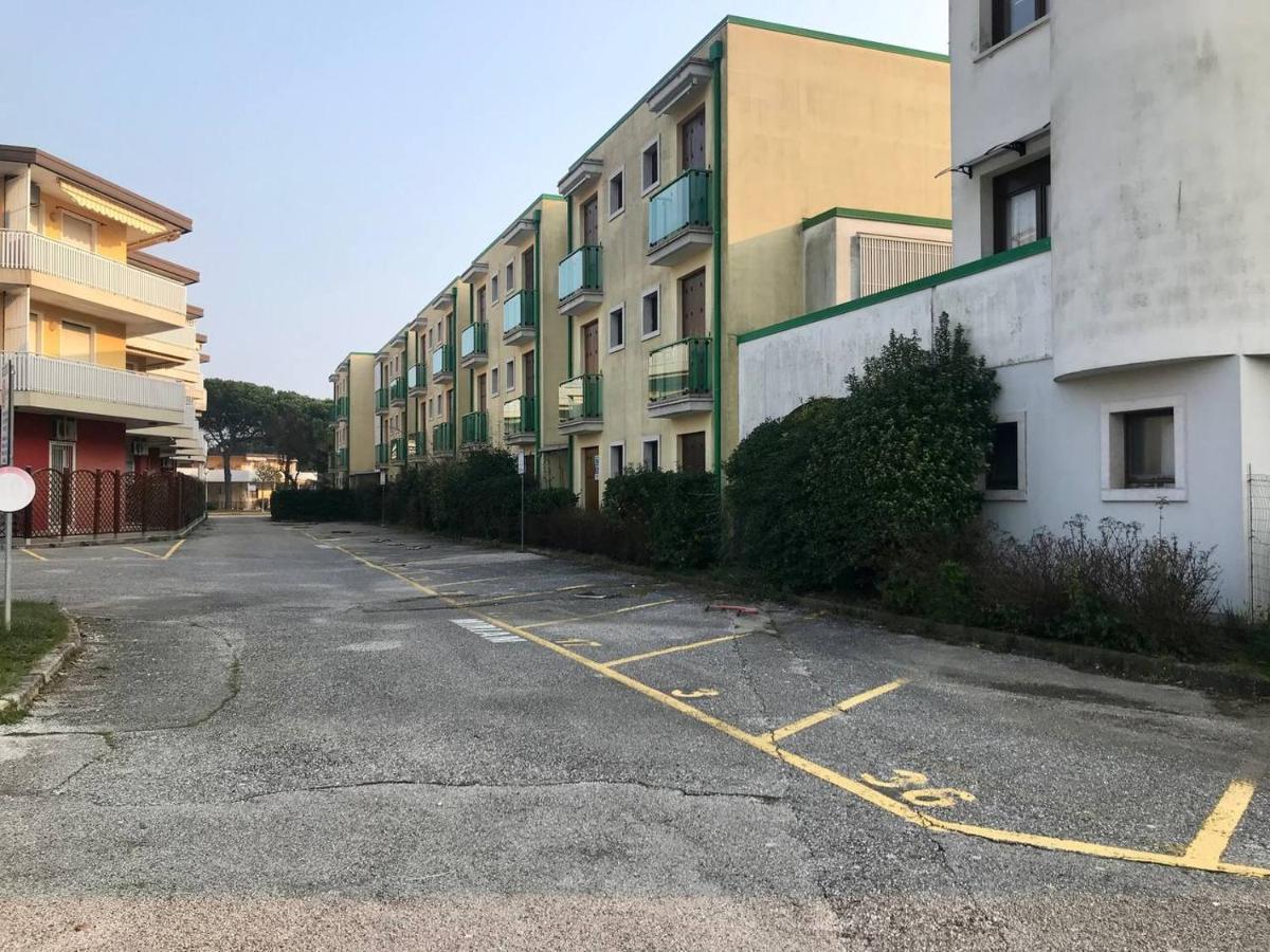 Residence Miriam 2 Бибионе Екстериор снимка